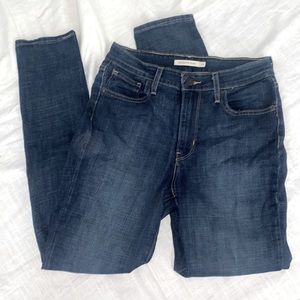 Levi 721 High Rise Skinny Jeans